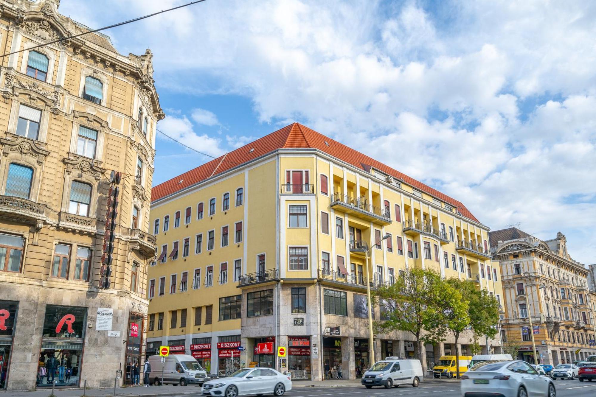 Rakoczi Stylish Entire Apartment Budapest Exterior photo